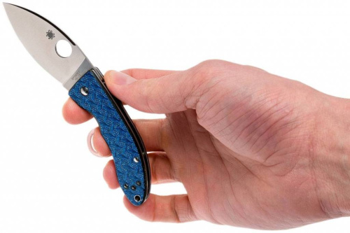 Складной нож Spyderco Lil' Lum Blue Nishijin - 205GFBLP фото 17 Складной нож Spyderco Lil' Lum Blue Nishijin - 205GFBLP фото 17